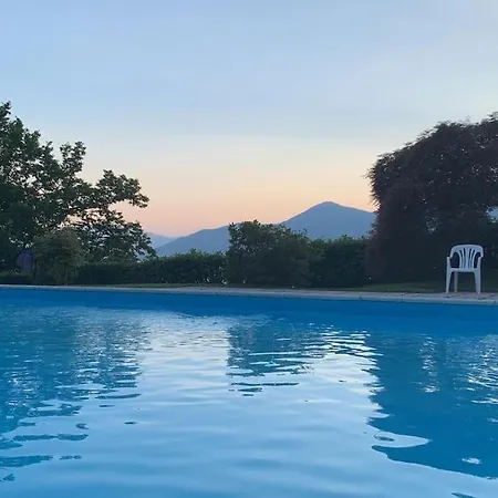 Residenza Nel Con Piscina Vista Monti E Lägenhet *
