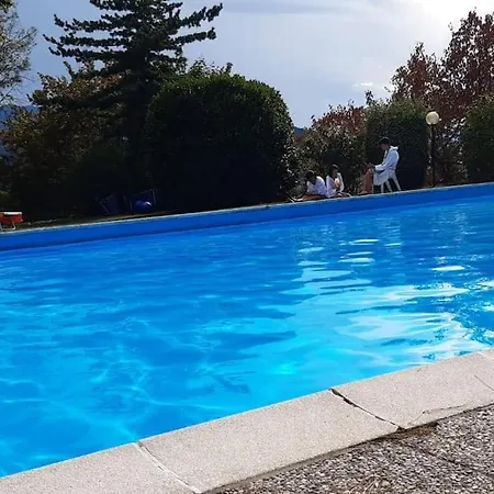 Apartment In Con Piscina Luino