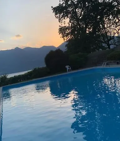 In Con Piscina