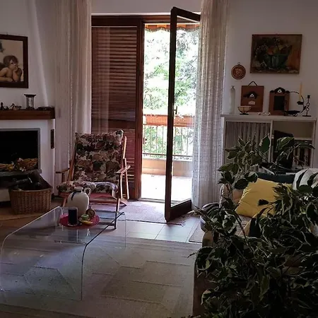 Residenza Nel Con Piscina Vista Monti E * Луино