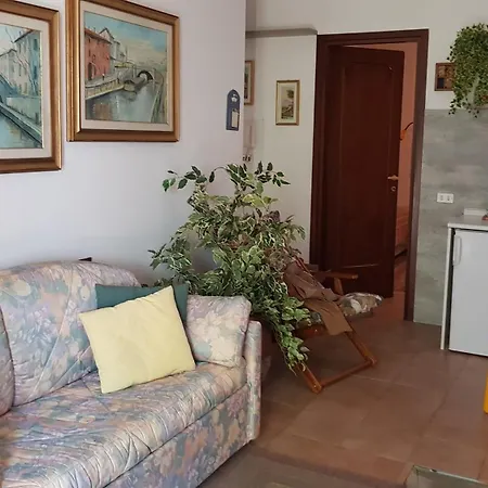 Apartment In Con Piscina *