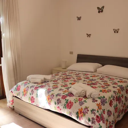 Residenza Nel Con Piscina Vista Monti E * Луино