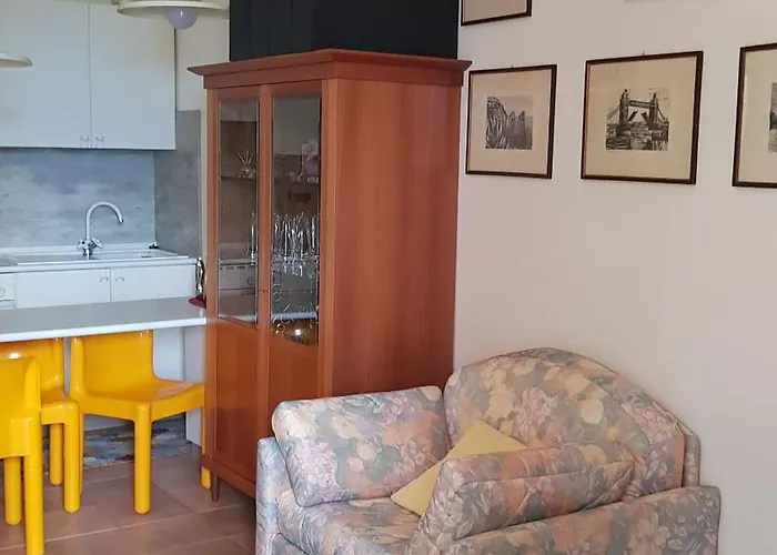 Residenza Nel Con Piscina Vista Monti E * Luino