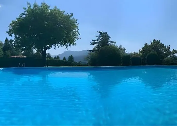 Residenza Nel Con Piscina Vista Monti E *